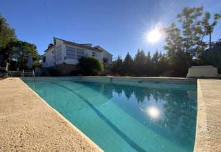 Chalet for sale in Entrepinos, L´Eliana, Valencia. 
